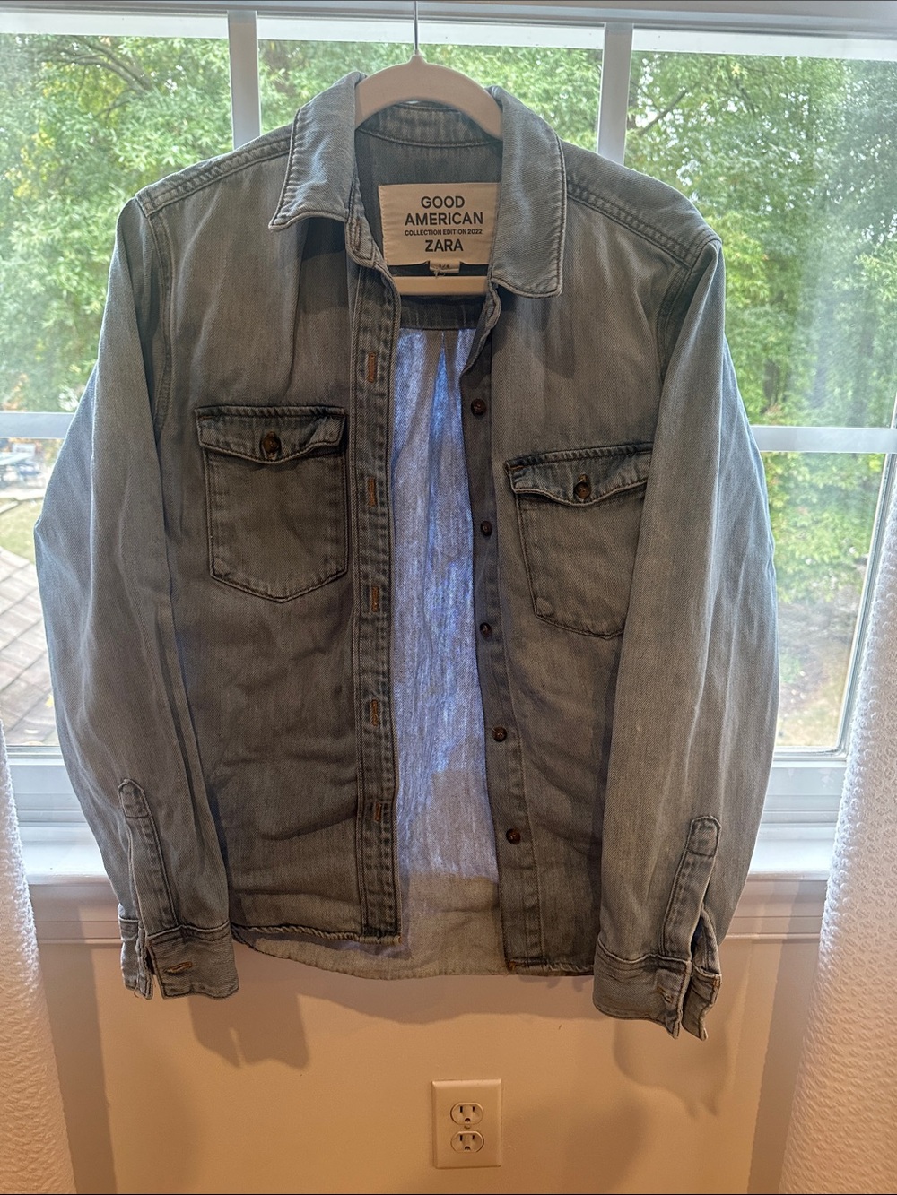 Good American Light Blue Denim Shirt Jacket - Womens